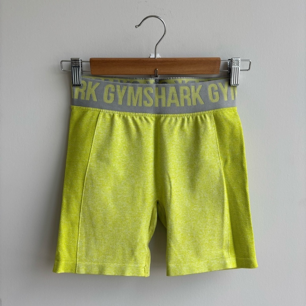 GYMSHARK Flex Shorts in Lime‎ Green, Size S